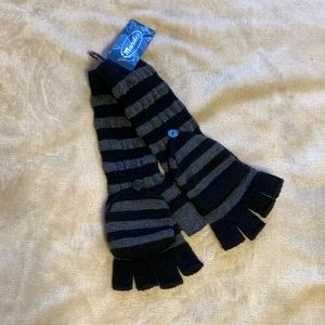 Fingerless gloves/mittens from Mandees size M